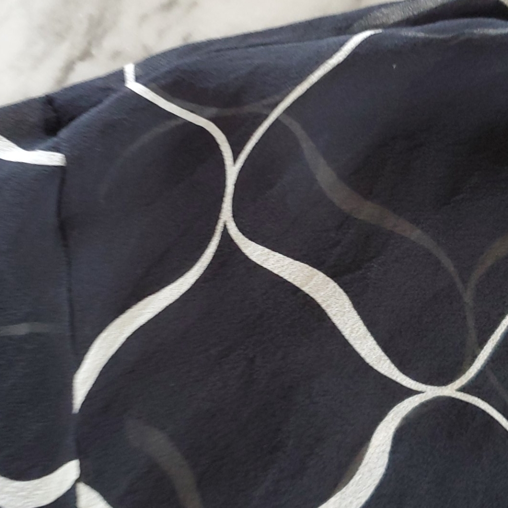 The Limited Button Down Size Large - image 2